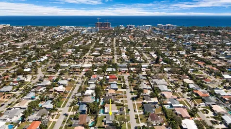 909 Se 16th Place Deerfield Beach FL 33441