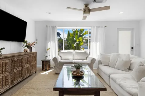 909 Se 16th Place Deerfield Beach FL 33441