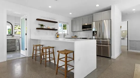 909 Se 16th Place Deerfield Beach FL 33441