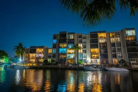 6 Royal Palm Way Boca Raton FL 33432