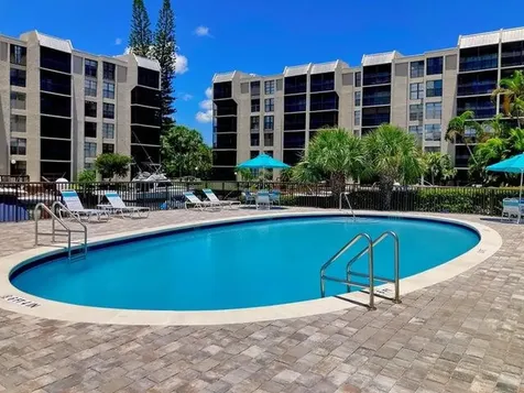 6 Royal Palm Way Boca Raton FL 33432