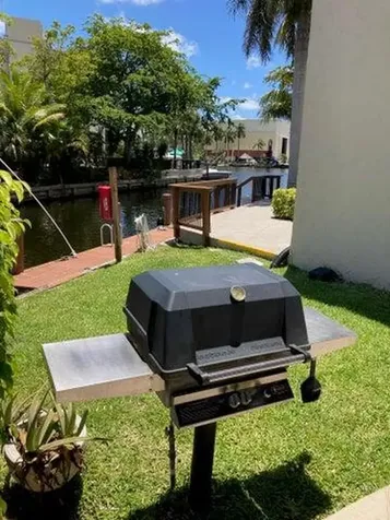 6 Royal Palm Way Boca Raton FL 33432