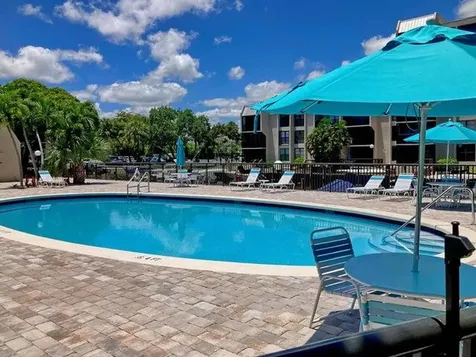 6 Royal Palm Way Boca Raton FL 33432