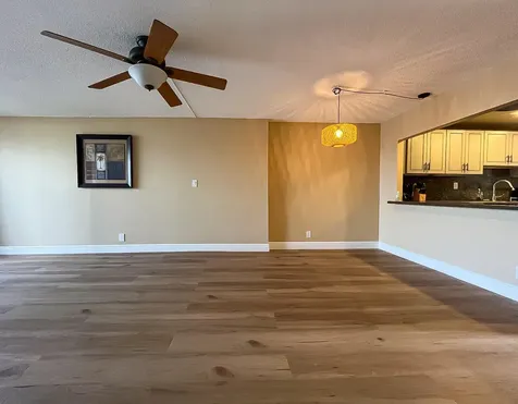 6 Royal Palm Way Boca Raton FL 33432