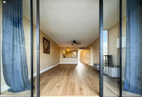 6 Royal Palm Way Boca Raton FL 33432