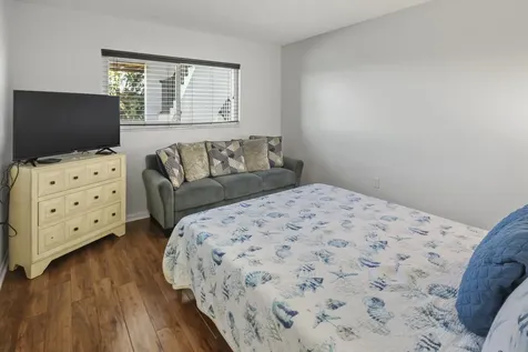 2936 Lake Shore Drive Riviera Beach FL 33404