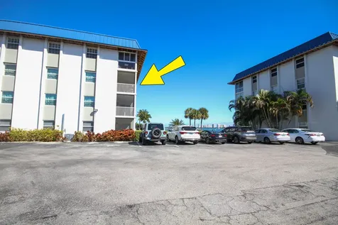 2936 Lake Shore Drive Riviera Beach FL 33404