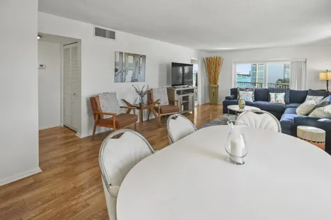 2936 Lake Shore Drive Riviera Beach FL 33404