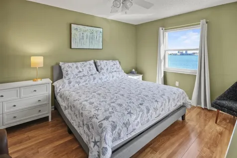 2936 Lake Shore Drive Riviera Beach FL 33404