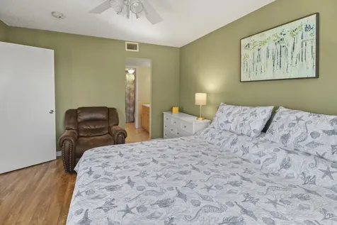 2936 Lake Shore Drive Riviera Beach FL 33404