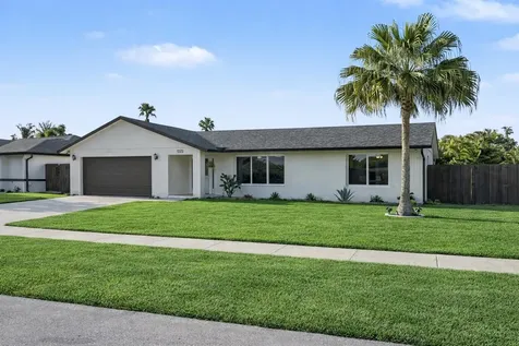 12129 Stratford Street Wellington FL 33414