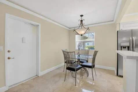 205 Flanders E Delray Beach FL 33484