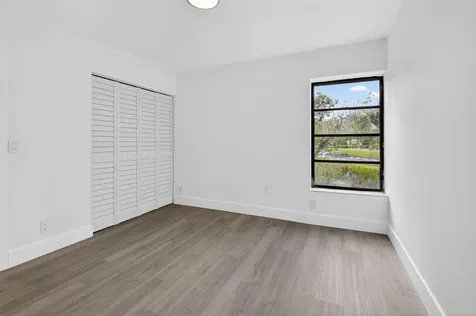 14475 Strathmore Lane Delray Beach FL 33446
