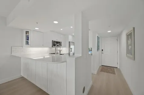 2001 Marina Isle Way Jupiter FL 33477