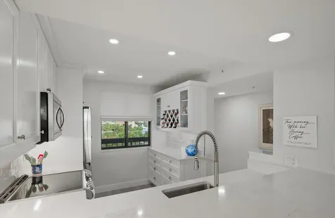 2001 Marina Isle Way Jupiter FL 33477