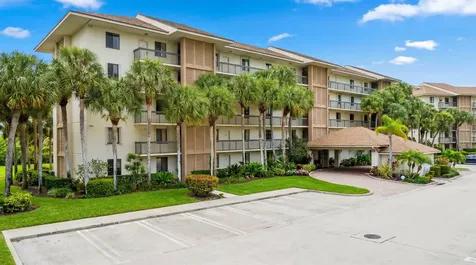 2001 Marina Isle Way Jupiter FL 33477