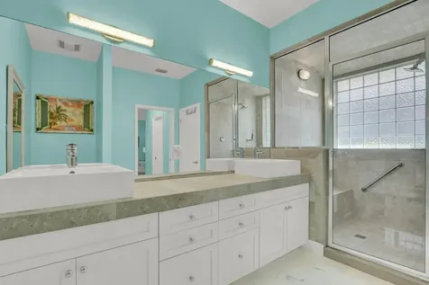 3265 Lakeshore Drive Hutchinson Island FL 34949