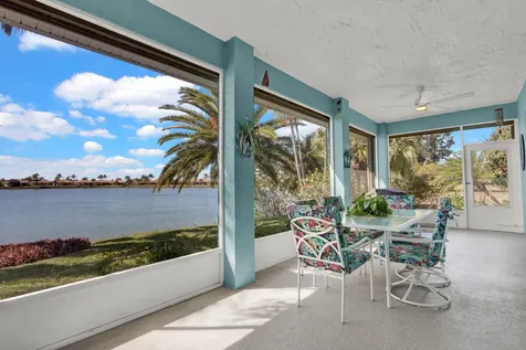 3265 Lakeshore Drive Hutchinson Island FL 34949
