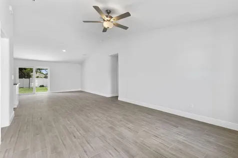 1949 Sw Bayshore Boulevard Port Saint Lucie FL 34984