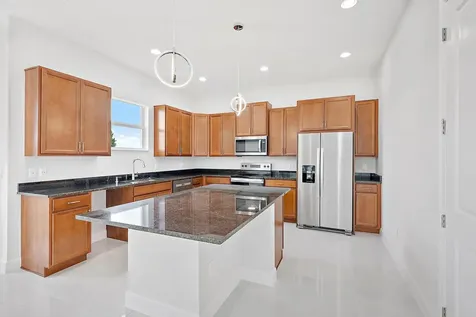5432 Pecan Drive Westlake FL 33470