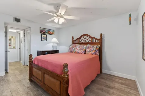 1036 Us Highway One North Palm Beach FL 33408