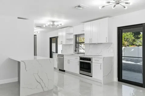 22390 Sw 66th Avenue Boca Raton FL 33428