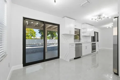 22390 Sw 66th Avenue Boca Raton FL 33428