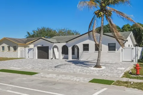 22390 Sw 66th Avenue Boca Raton FL 33428