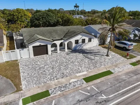 22390 Sw 66th Avenue Boca Raton FL 33428