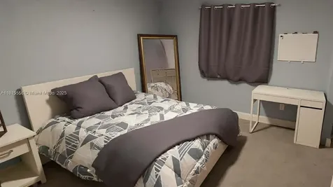 680 Nw 111th Way Coral Springs FL 33071