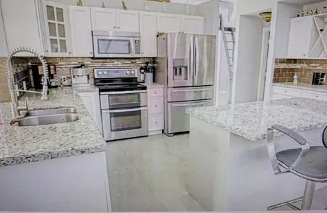680 Nw 111th Way Coral Springs FL 33071