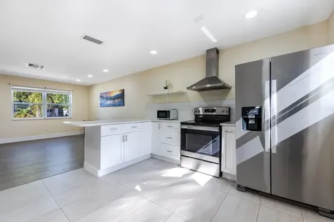 3914 Serubi Avenue Palm Springs FL 33461