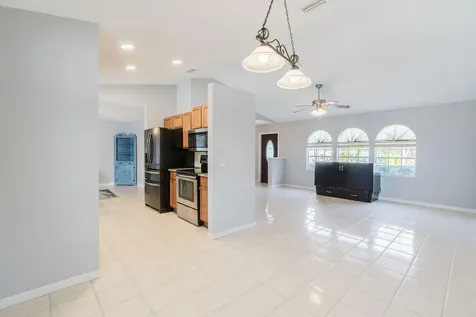 1966 Sw Guernsey Street Port Saint Lucie FL 34987