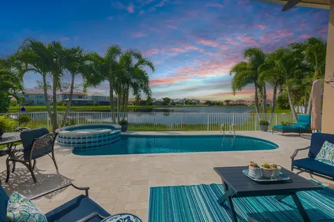 11421 Sw Kingslake Circle Port Saint Lucie FL 34987