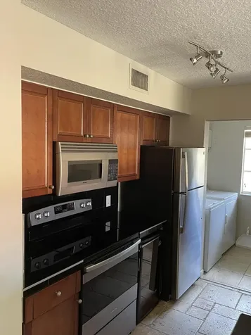 160 Yacht Club Way Hypoluxo FL 33462