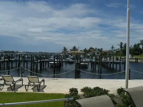 160 Yacht Club Way Hypoluxo FL 33462