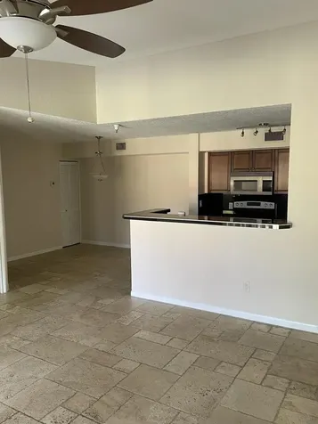 160 Yacht Club Way Hypoluxo FL 33462