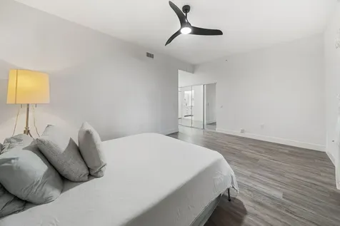 1640 Presidential Way West Palm Beach FL 33401
