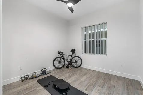 1640 Presidential Way West Palm Beach FL 33401