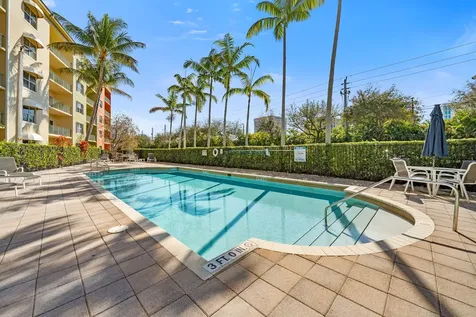 1640 Presidential Way West Palm Beach FL 33401