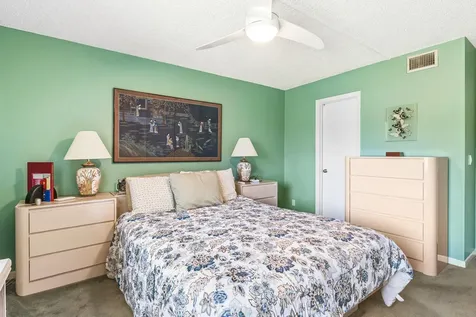 314 Knotty Pine Circle Greenacres FL 33463
