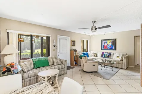 314 Knotty Pine Circle Greenacres FL 33463