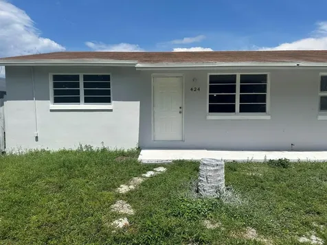 422 Caroline Avenue Royal Palm Estates FL 33413