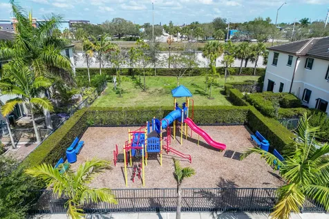 4622 Belgian Lane Davie FL 33314
