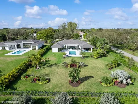 8533 N Native Dancer Road Palm Beach Gardens FL 33418