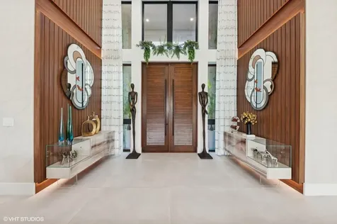 8533 N Native Dancer Road Palm Beach Gardens FL 33418