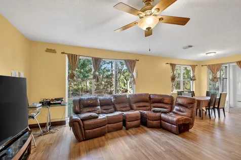 876 Gazetta Way West Palm Beach FL 33413