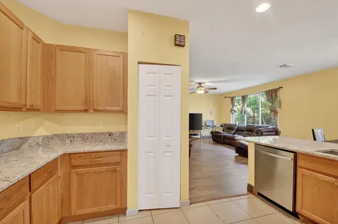 876 Gazetta Way West Palm Beach FL 33413