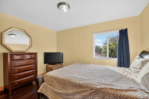 876 Gazetta Way West Palm Beach FL 33413