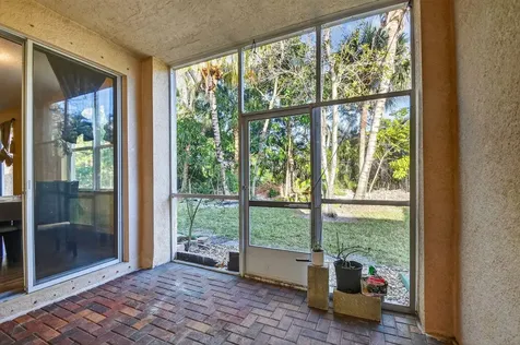 876 Gazetta Way West Palm Beach FL 33413